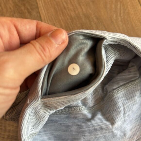 LULULEMON GRAY HEATHERED ALIGN LEGGINGS CROPPED SIZE 4 - Picture 5 of 5